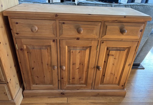 Pine dresser three - three, drawers