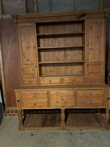 Vintage pine welsh - pine,