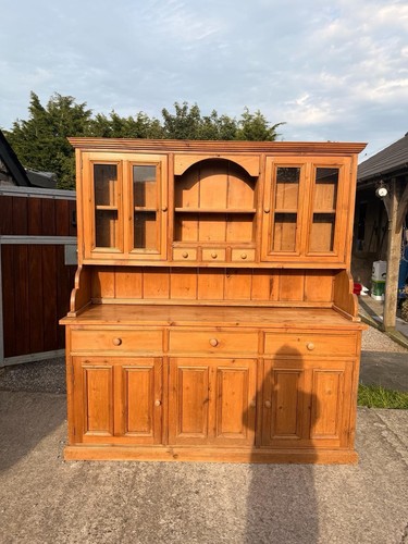 Waxed pine dresser great - -,