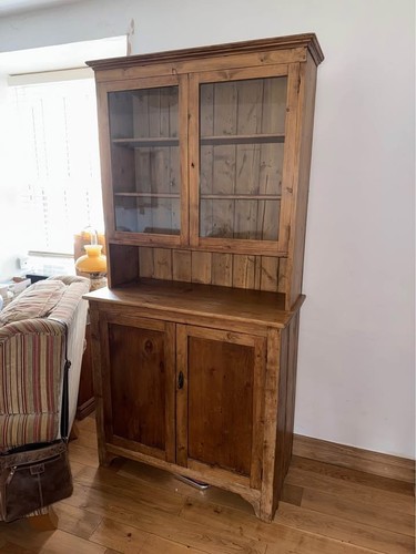 Pitched pine dresser with - pine,